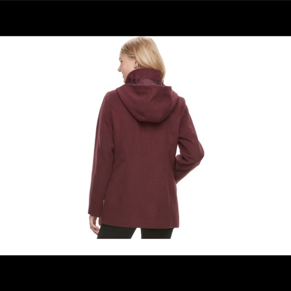 Women's d.e.t.a.i.l.s Hooded‎ Bib Inset Jacket